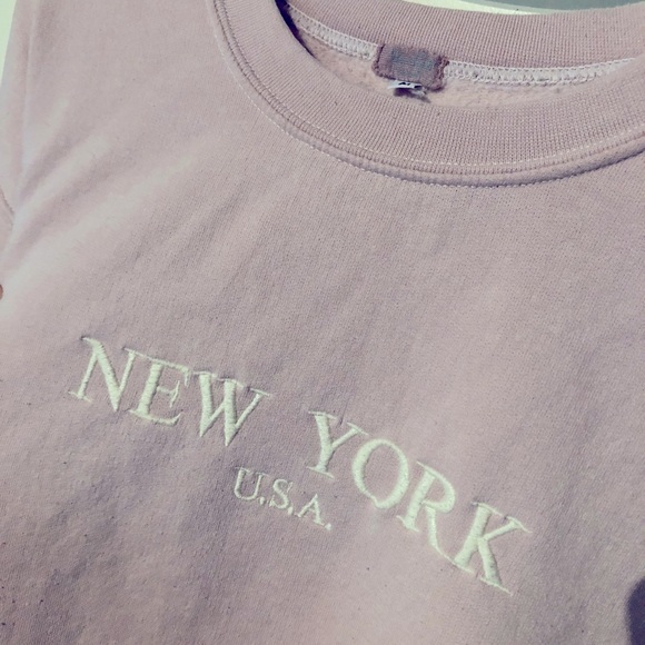 Brandy Melville Erica crewneck - Picture 6 of 6